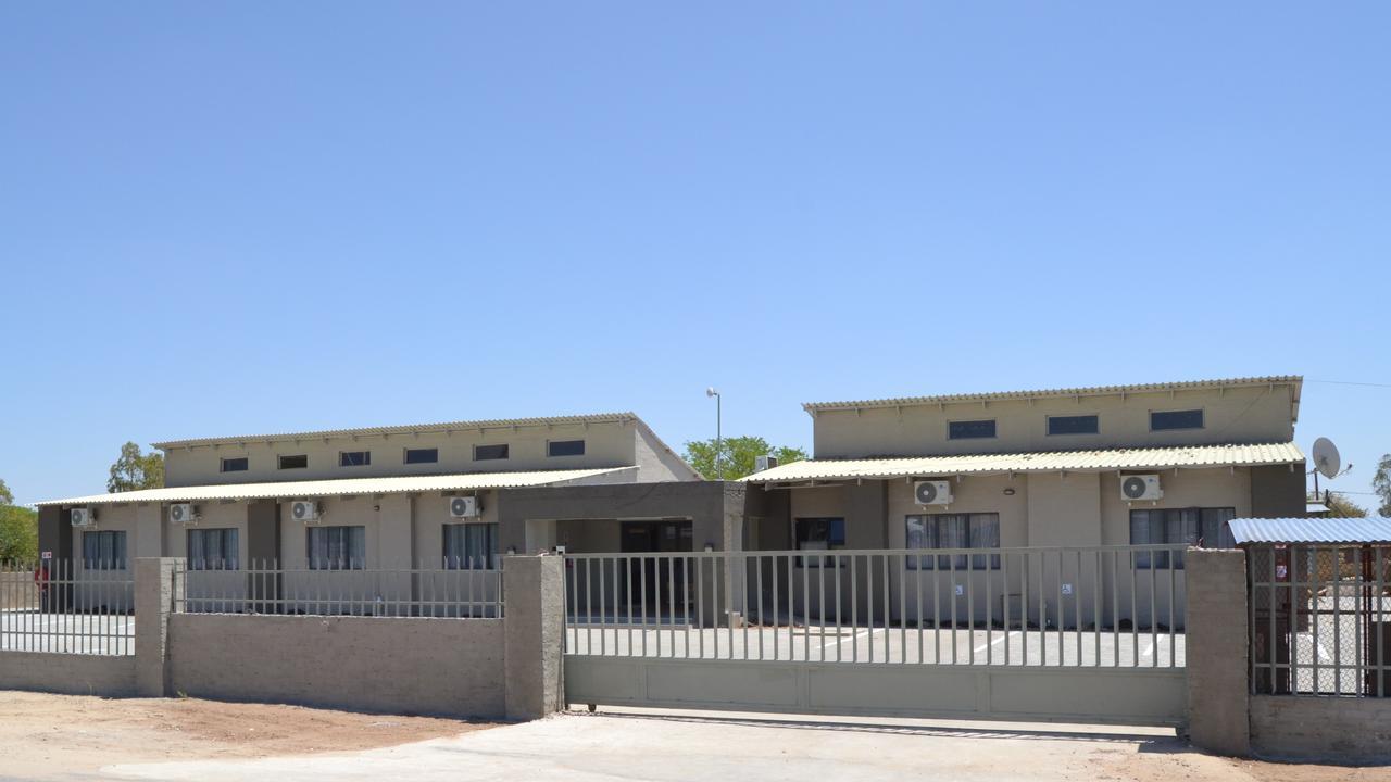 Phudzi Hotel Letlhakane Kültér fotó